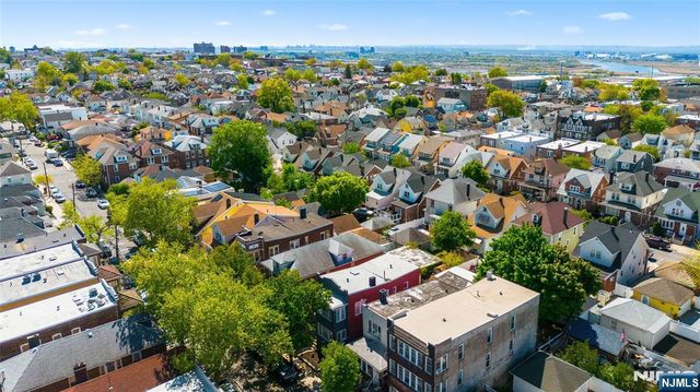 8401 2nd Avenue, North Bergen, NJ 07047