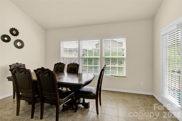 817 Wingthorn Rose Drive, Gastonia, NC 28056