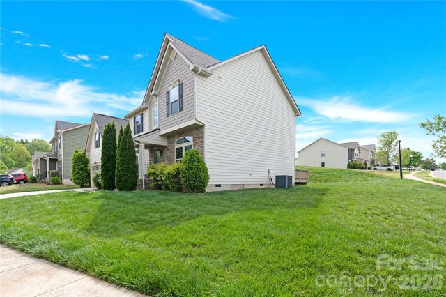 817 Wingthorn Rose Drive, Gastonia, NC 28056