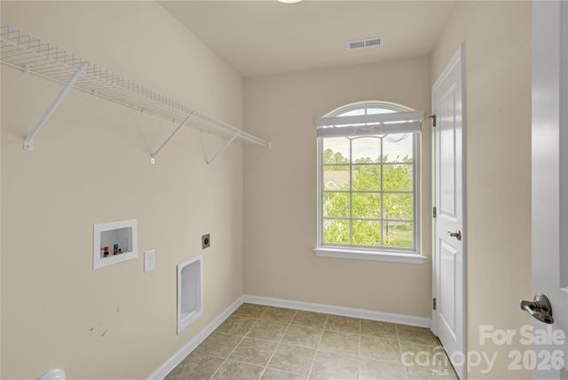 817 Wingthorn Rose Drive, Gastonia, NC 28056