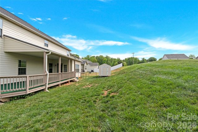 817 Wingthorn Rose Drive, Gastonia, NC 28056