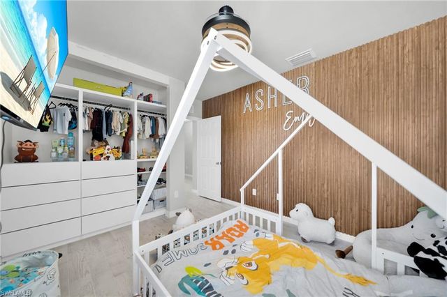 312 NW 17th PL, Cape Coral, FL 33993