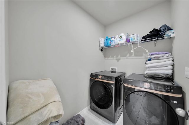 312 NW 17th PL, Cape Coral, FL 33993