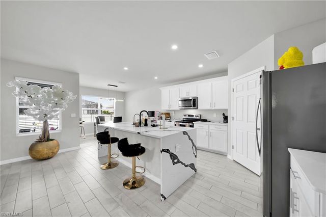 312 NW 17th PL, Cape Coral, FL 33993