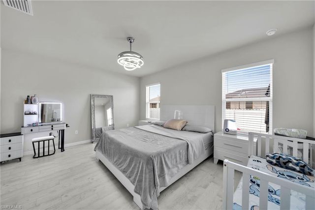 312 NW 17th PL, Cape Coral, FL 33993