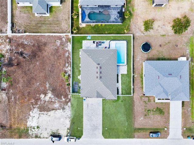 312 NW 17th PL, Cape Coral, FL 33993