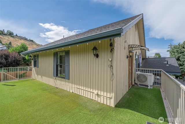 1513 Apollo Place, Wenatchee, WA 98801