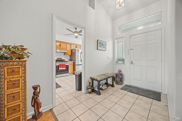 1007 Mayfield Way, Suisun City, CA 94585