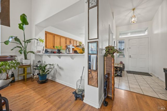 1007 Mayfield Way, Suisun City, CA 94585