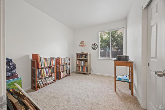 1007 Mayfield Way, Suisun City, CA 94585