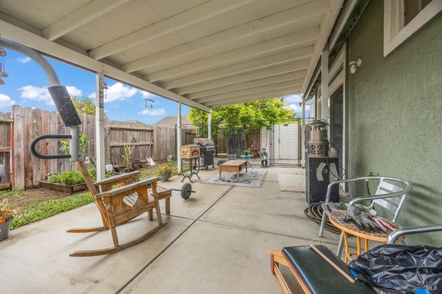 1007 Mayfield Way, Suisun City, CA 94585