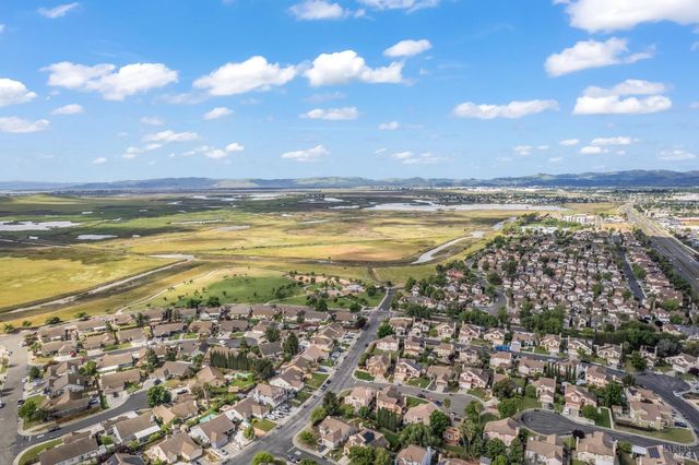 1007 Mayfield Way, Suisun City, CA 94585