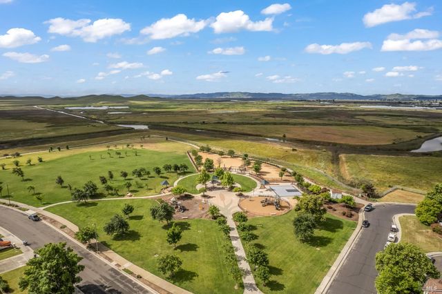 1007 Mayfield Way, Suisun City, CA 94585