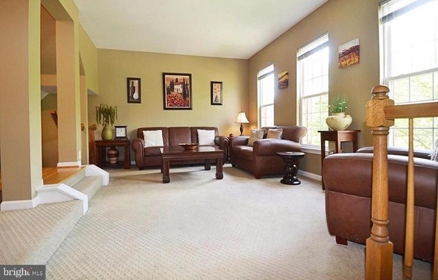 21168 MILLWOOD SQ, Sterling, VA 20165