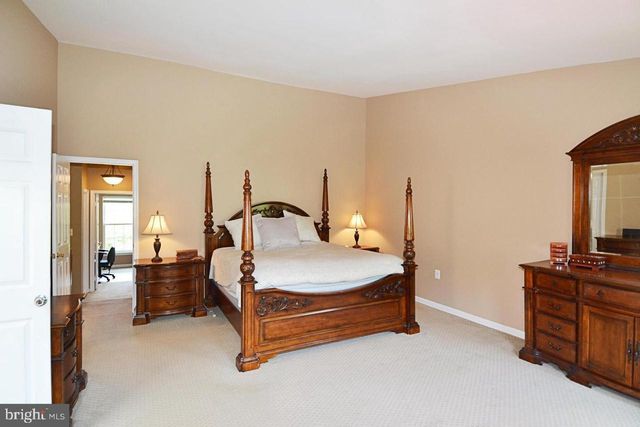 21168 MILLWOOD SQ, Sterling, VA 20165