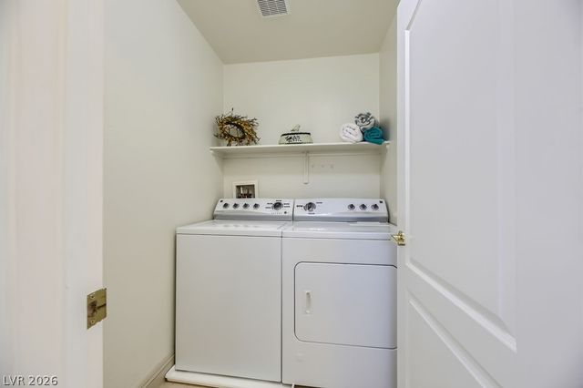 6713 Lookout Lodge Lane 1, North Las Vegas, NV 89084