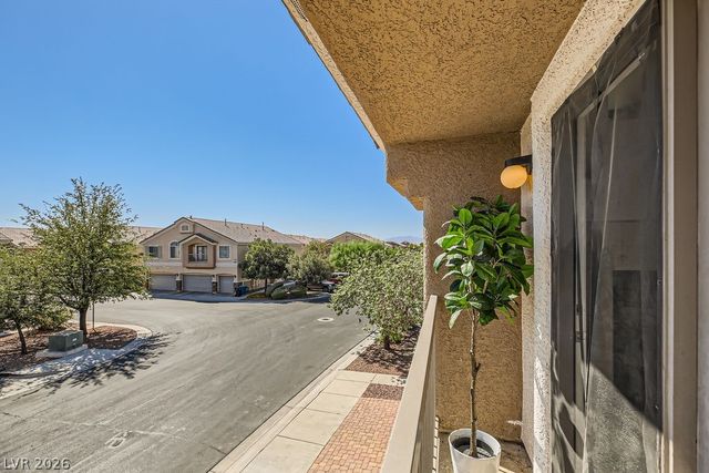 6713 Lookout Lodge Lane 1, North Las Vegas, NV 89084