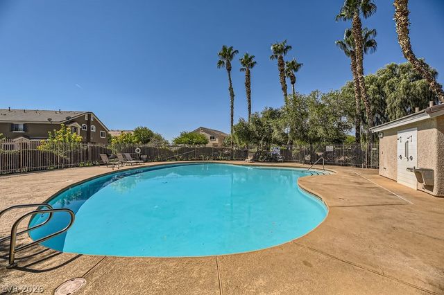 6713 Lookout Lodge Lane 1, North Las Vegas, NV 89084