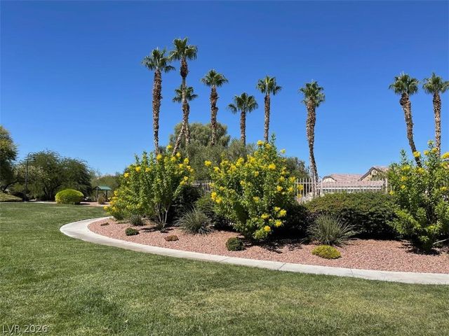 6713 Lookout Lodge Lane 1, North Las Vegas, NV 89084