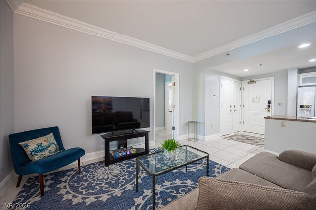 30 Strada Di Villaggio 134, Henderson, NV 89011