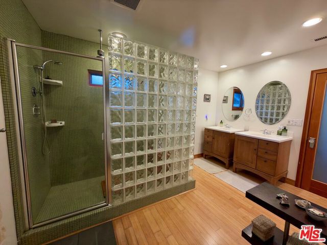 3735 Edenhurst Avenue, Los Angeles, CA 90039