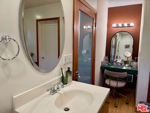 3735 Edenhurst Avenue, Los Angeles, CA 90039