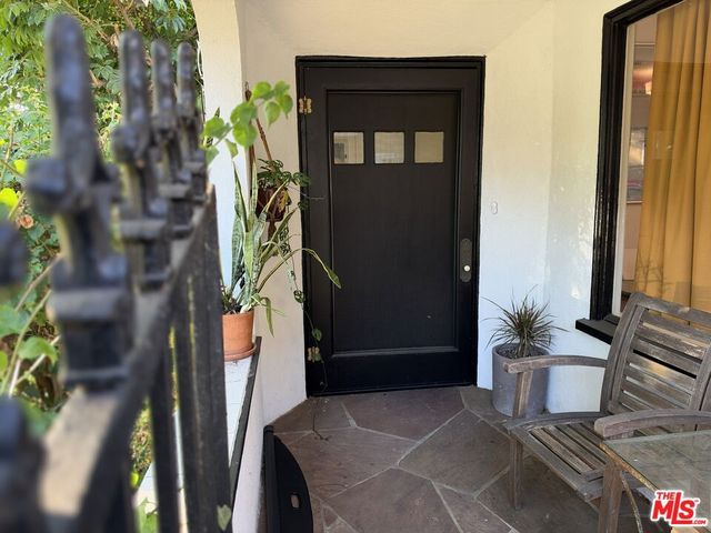 3735 Edenhurst Avenue, Los Angeles, CA 90039
