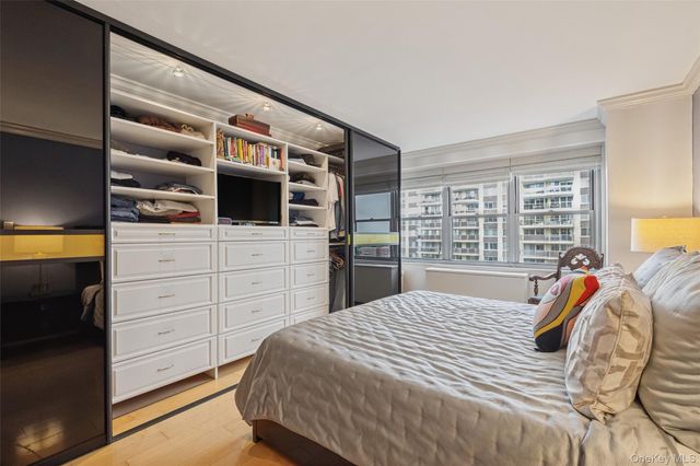 18-05 215th Street 12F, Bayside, NY 11360