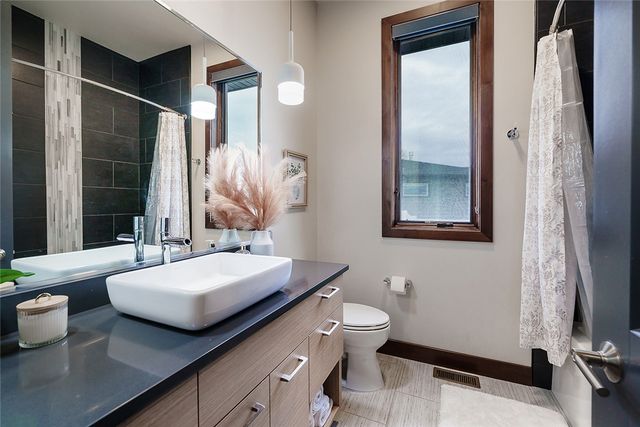 1039 Vineyard Way, Billings, MT 59106