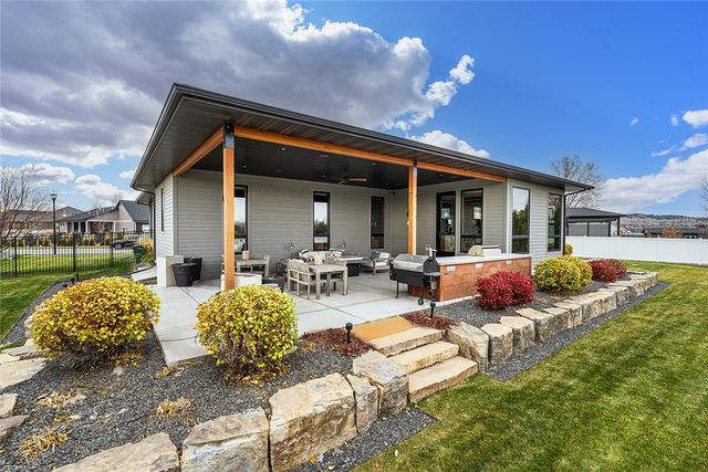 1039 Vineyard Way, Billings, MT 59106