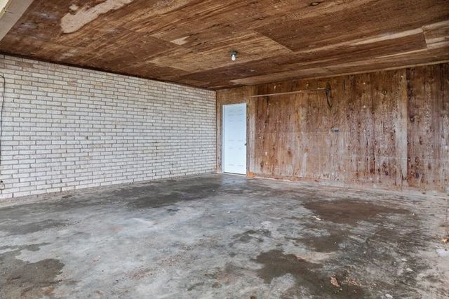 130 Lago Dr, Sandia, TX 78383