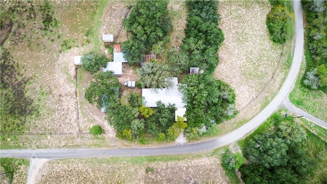 130 Lago Dr, Sandia, TX 78383