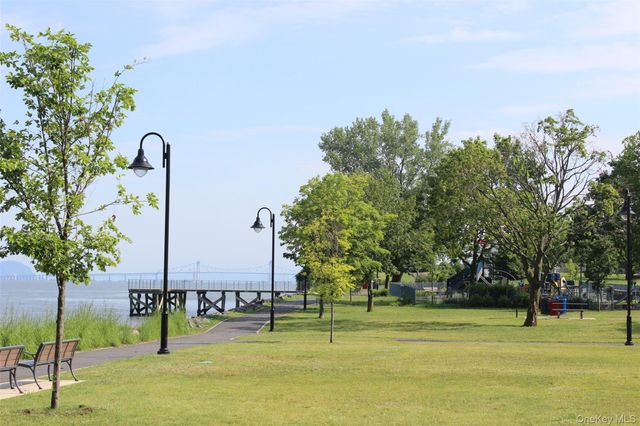 17 Manor House Drive K14, Dobbs Ferry, NY 10522