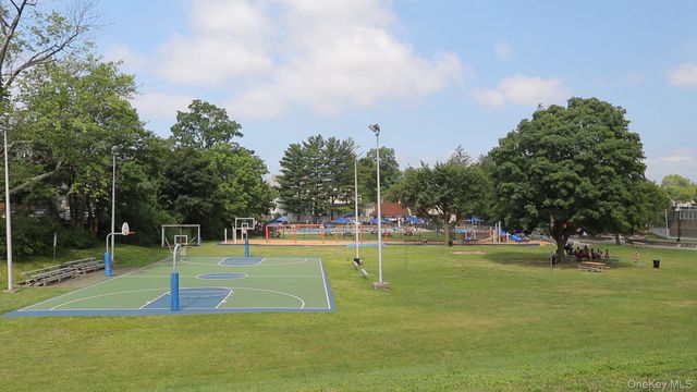 17 Manor House Drive K14, Dobbs Ferry, NY 10522