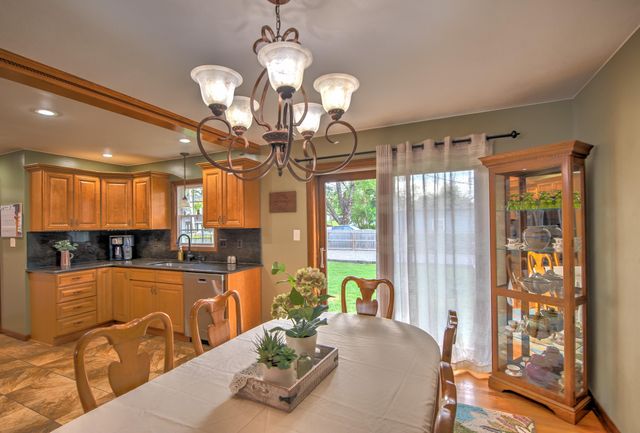 1998 Pleasant Meadows Street, Portage, IN 46368