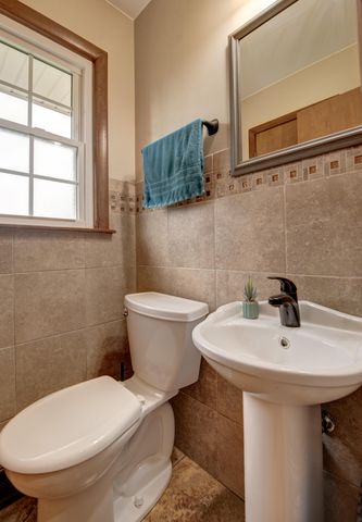 1998 Pleasant Meadows Street, Portage, IN 46368