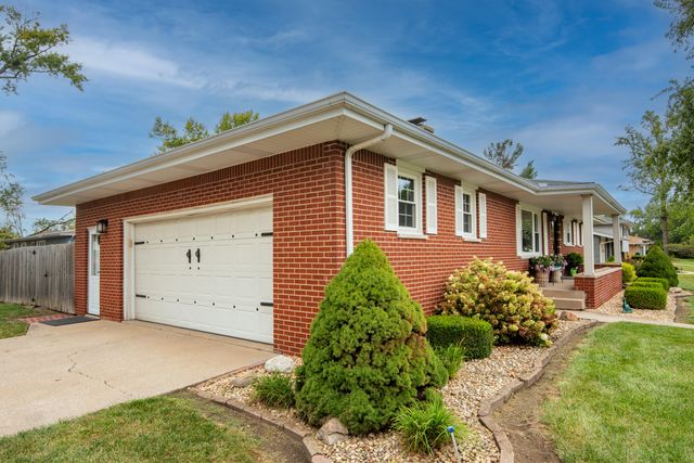 1998 Pleasant Meadows Street, Portage, IN 46368