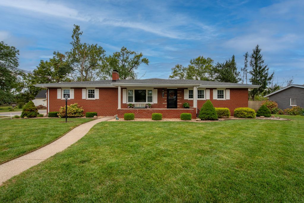 1998 Pleasant Meadows Street, Portage, IN 46368