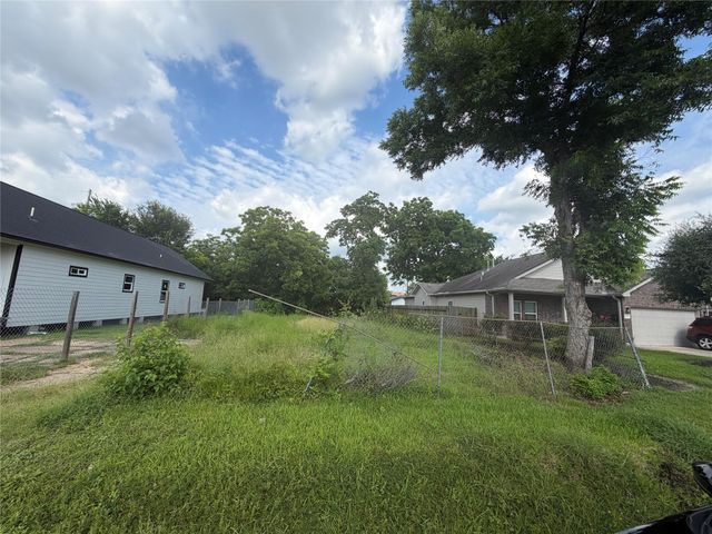 8409 Lawler Street, Houston, TX 77051