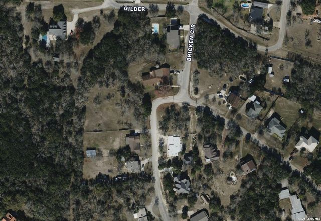 6692 King Crown, San Antonio, TX 78233