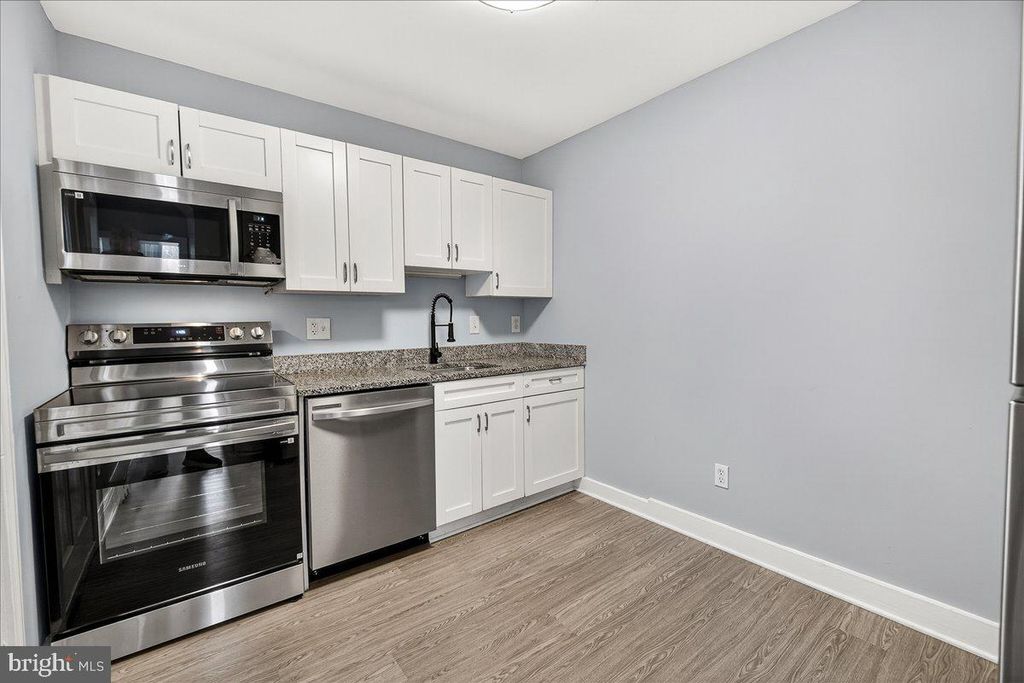 Image 15 of property listing at 13 W ALL SAINTS ST, Frederick, MD 21701