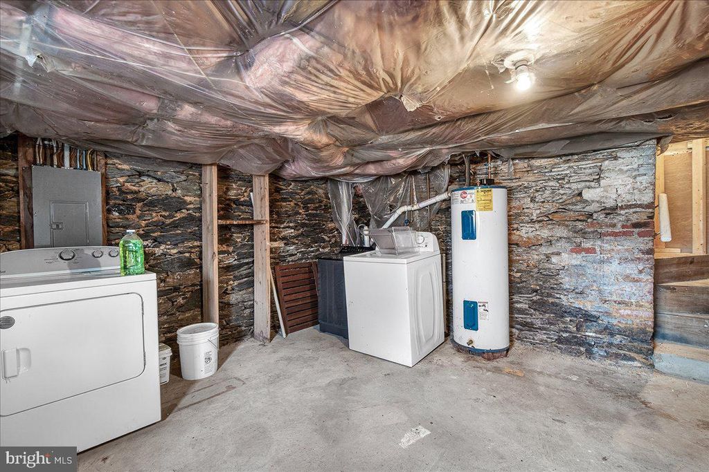 Image 37 of property listing at 13 W ALL SAINTS ST, Frederick, MD 21701