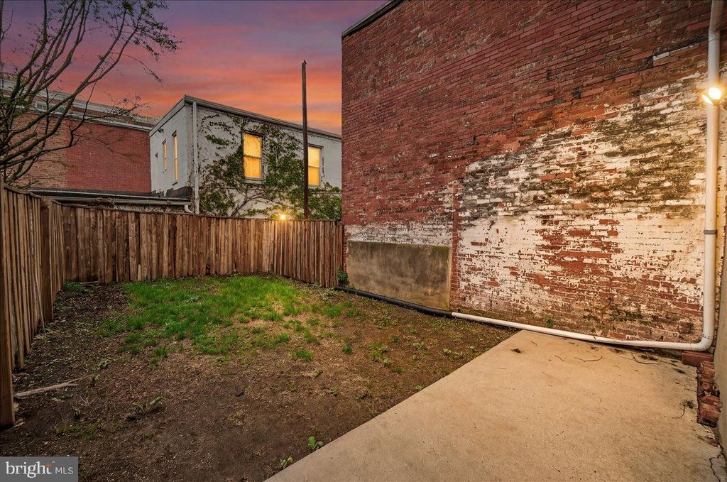 Image 39 of property listing at 13 W ALL SAINTS ST, Frederick, MD 21701