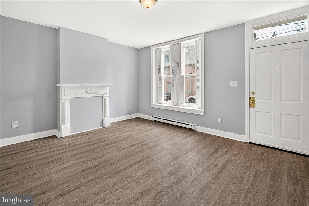 Image 8 of property listing at 13 W ALL SAINTS ST, Frederick, MD 21701