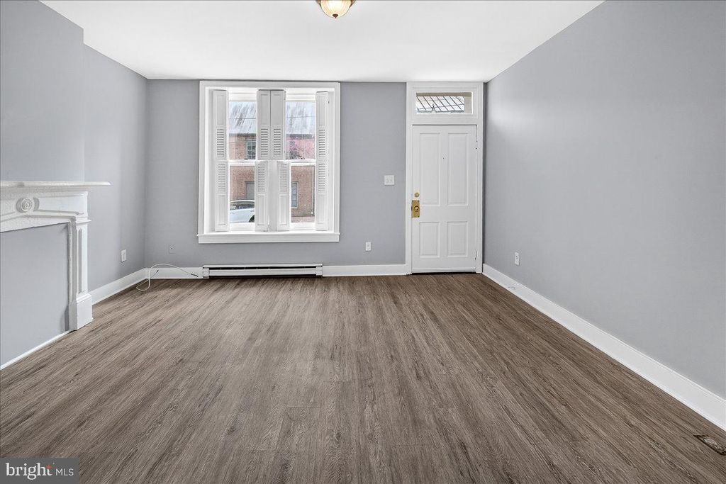 Image 9 of property listing at 13 W ALL SAINTS ST, Frederick, MD 21701