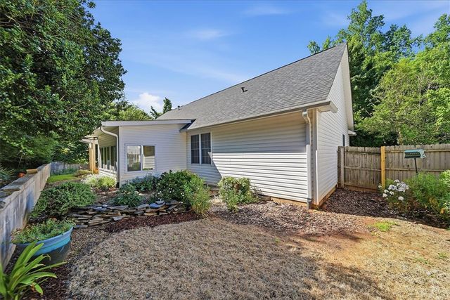14057 E Camelia Lane, Seneca, SC 29678