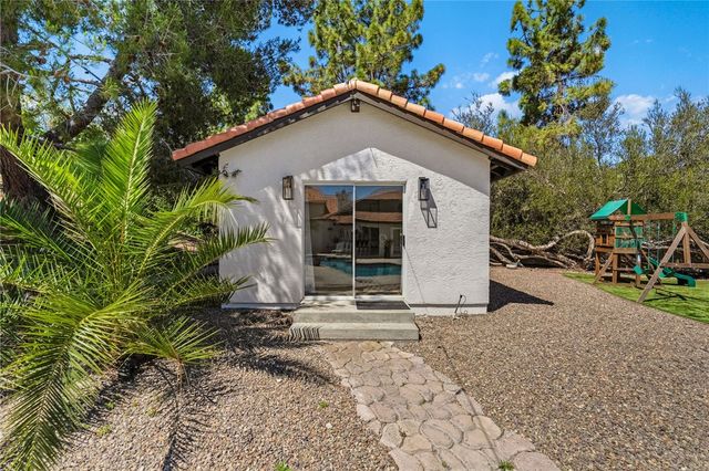 5006 Sunrose Court, Oceanside, CA 92056