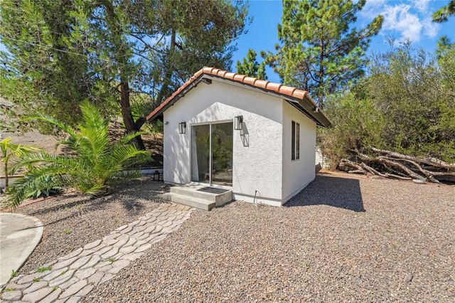 5006 Sunrose Court, Oceanside, CA 92056