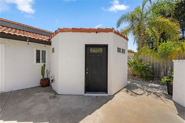 5006 Sunrose Court, Oceanside, CA 92056