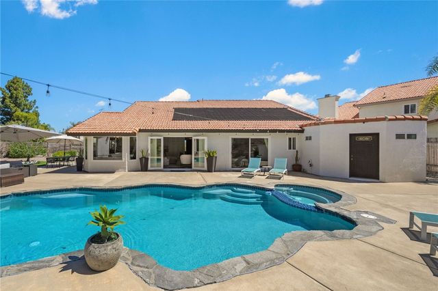5006 Sunrose Court, Oceanside, CA 92056